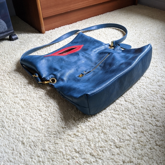 Crossbody lips bag - Picture 7 of 7